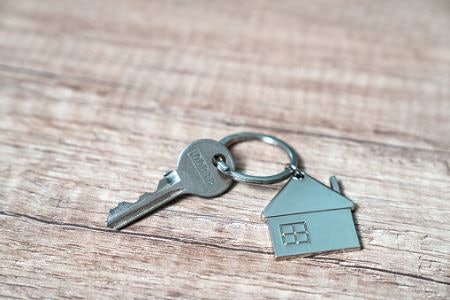 Opt For a Key Finder With a Range of up to 100m if You Live In a Large House With More Than One Floor