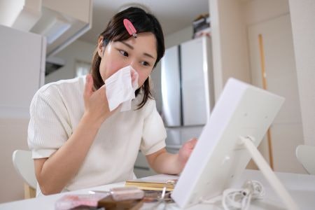 Choose Fragrance-Free Wipes if You Have Sensitive Skin