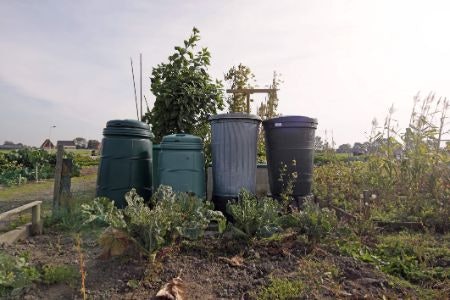 Plastic Is Great at Preserving Heat and Moisture, While Wood Has Superior Ventilation