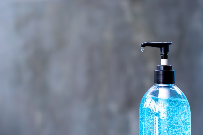 Avoid Harsh Ingredients Like Alcohol to Prevent Further Dryness and Irritation