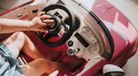 Keep an Eye on the Features You Want for an Authentic and Safe Driving Experience