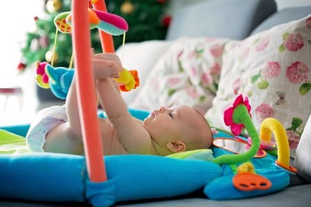 Sides Are a Good Way to Promote Independent Play
