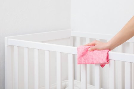 Select a Food-Grade Standard Product When Polishing Kitchen Utensils or Nursery Furniture and Toys