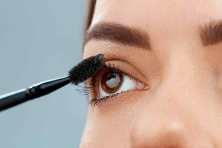 Look For Ophthalmologist Tested or Hypoallergenic Mascara if You Have Sensitive Eyes