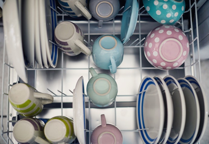 Look for Microwaveable and Dishwasher-Friendly Cups for Easier Care