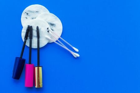 Pick Light-Coloured Pads if You Want to Be Able to See What You've Removed
