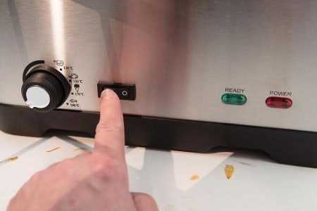 Select a Deep Fat Fryer With a Good Range of Temperature Controls