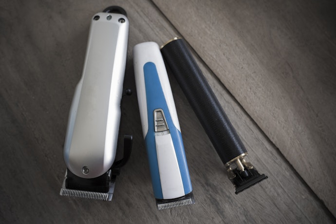 Ensure the Blades Are Made From a Durable Material Like Steel, Ceramic or Chrome