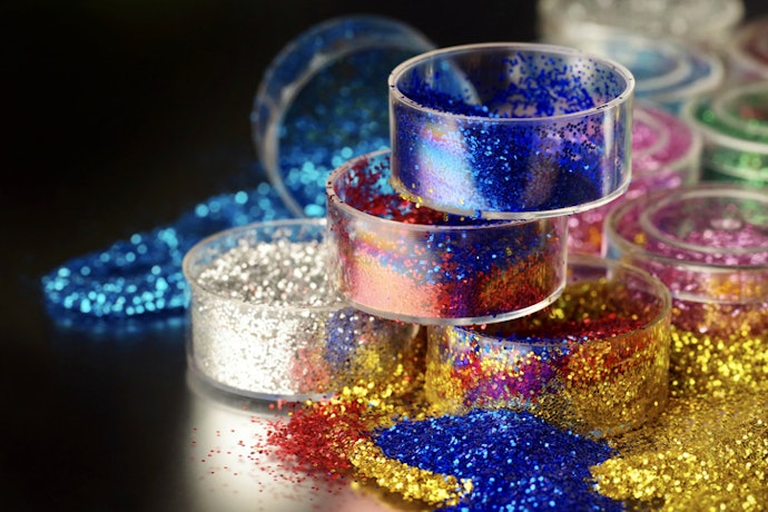 Check How Much Glitter You Get: Is 3g Enough for Your Project, or Will You Need to Buy In Bulk?