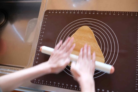 Choose Food-Grade Silicone to Gently Ease Off Pastry, or Wood and Toughened Glass for a Stable Base