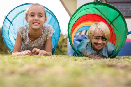 Consider the Recommended Age to Let Your Kids Loose in Confidence