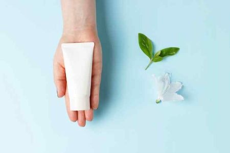 Paraben and SLS-Free Products Are Best for Sensitive Skin