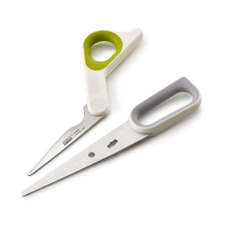 Choose Scissors That Come Apart for Hygienic Cleaning, or Dishwasher Safe Pairs