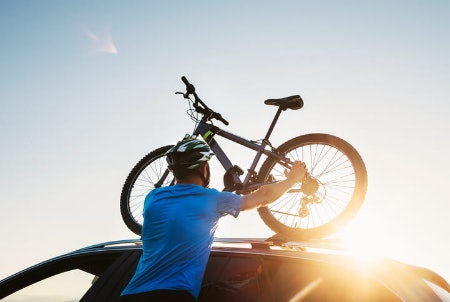 Roof Racks Keep Access to the Whole Vehicle