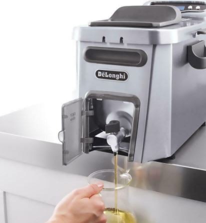 A Removal Bowl or Drain Reduces the Stress of Emptying Out Oil