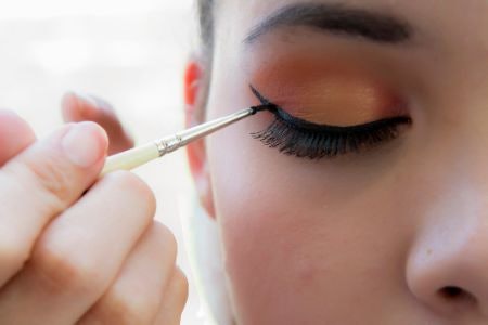 Setting Mists Can Hold Makeup In Place for the Whole Day