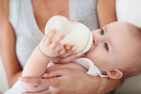 Newborn Bibs Should Be Absorbent and Simple