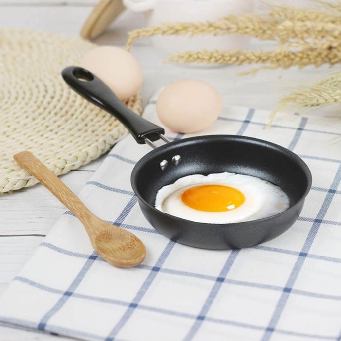 Multi-Egg Frying Pan 4 Section Non-stick Frying Pan Breakfast Skillet  Cookware