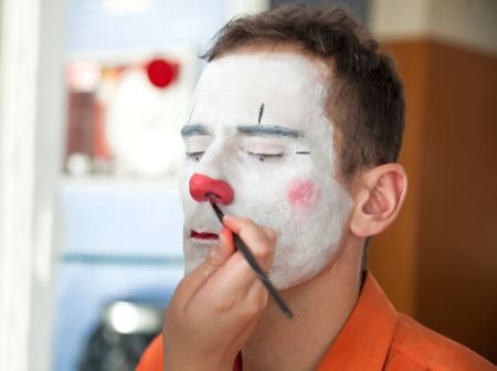 Use Face Paint to Transform Your Whole Face Into a New Character