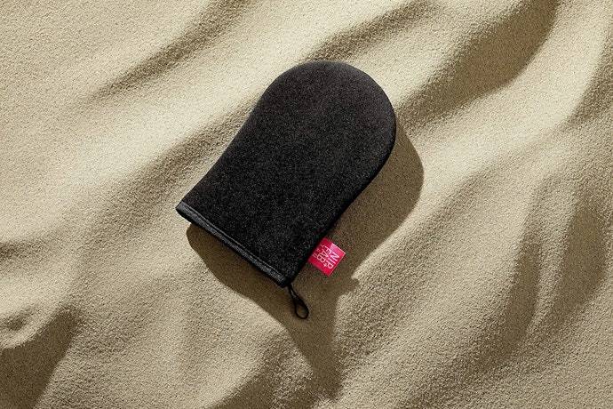 Buy a Mitt for Your Whole Hand to Achieve a Smooth Finish