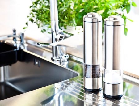 Electric Grinders Are Easy to Operate and Can Handle Other Spices