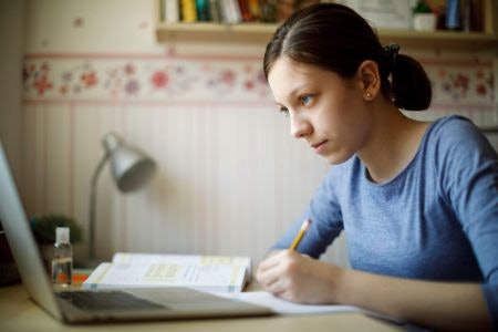 Written Exercises and Quizzes Help the Information Stick