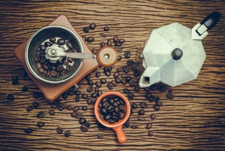 Manual or Hand Grinders: A Portable Choice, Best Suited to Small Households