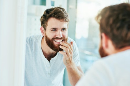 Premium Dental Floss Can Whiten Your Teeth