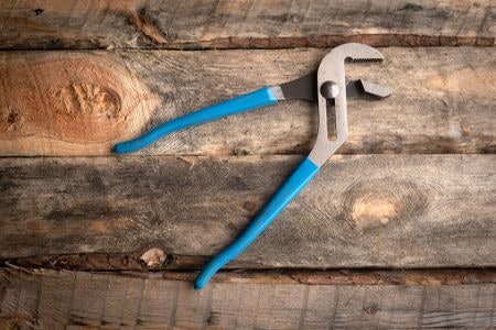 Slip Joint Pliers Allow You to Change the Jaw Size