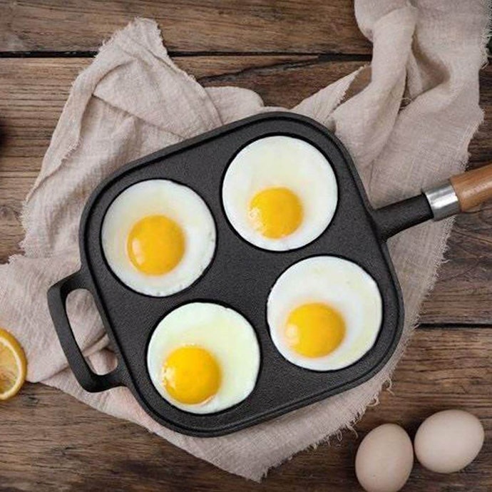 Pans With Individual Sections Keep Eggs Uniform