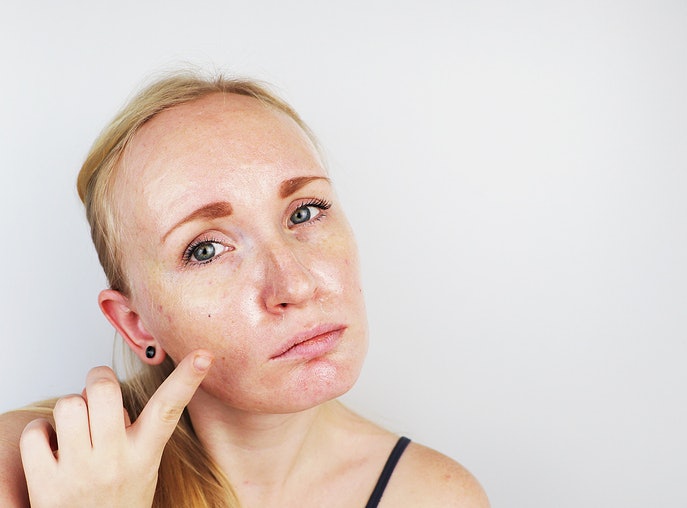 For Oily Skin, Choose Essences With Glycolic Acid or Aloe Vera