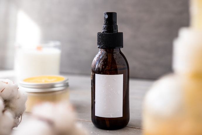 Sprays Are Speedy and Efficient, Suit Hard-to-Reach Piercings and Keep Touching to a Minimum
