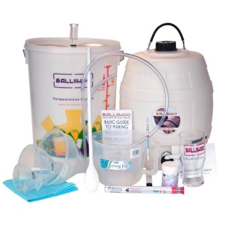 Kits That Include Equipment Are the Best Choice for Beginners