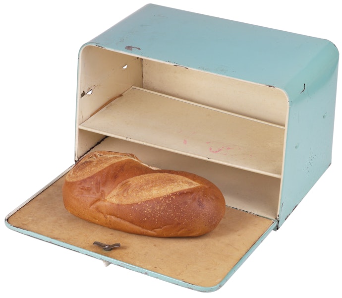 If Your Bread Consumption Varies, Consider an Adjustable Bread Bin or One With Shelves