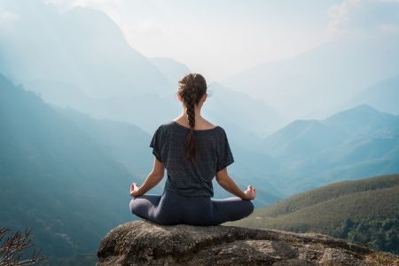 Meditation Apps Teach You to Still and Focus the Mind
