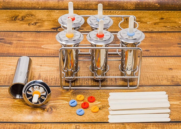 Stainless Steel: Durable and Plastic-Free but More Costly