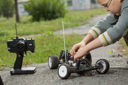 Rechargeable Batteries Are Common in Higher-End Cars and Less Expensive in the Long Run