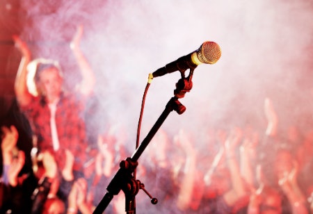 Tripod and Round Base Stands Are a Singer's Favourite