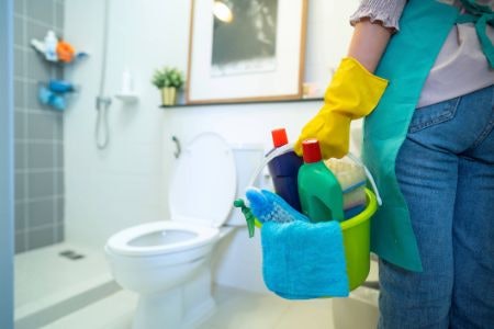 Bottles of Liquid Offer More Precision and Can Last Longer if Concentrated
