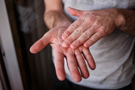 Moisturising Ingredients Help Dry Skin Maintain Softness and Elasticity