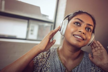 Audiobooks Allow You to Multi-Task, eBooks Save Space