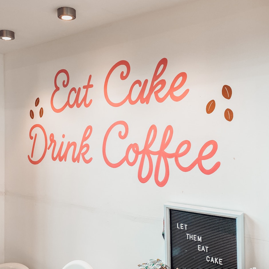 Emily's Top 10 Essential Snacks for Readers