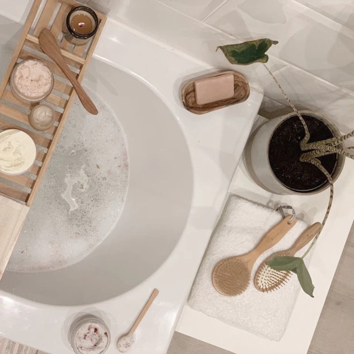 Kate's Top 8 Essentials for a Low-Waste Bathroom