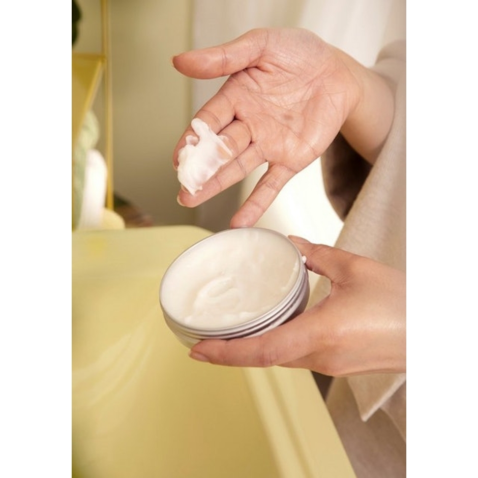 The Body Shop Camomile Sumptuous Cleansing Butter Translation missing: en-GB.activerecord.decorators.item_part_image/alt