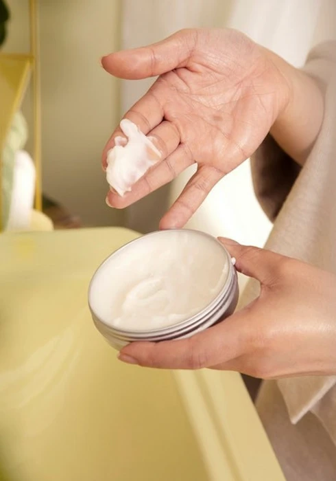 The Body Shop Camomile Sumptuous Cleansing Butter Translation missing: en-GB.activerecord.decorators.item_part_image/alt