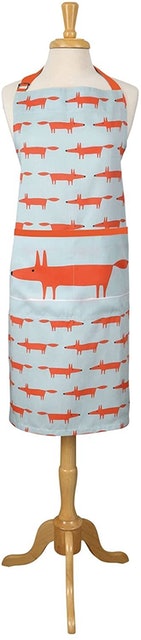 10 Best Kitchen Aprons UK 2024 | DeliVita, Sophie Allport and More 2