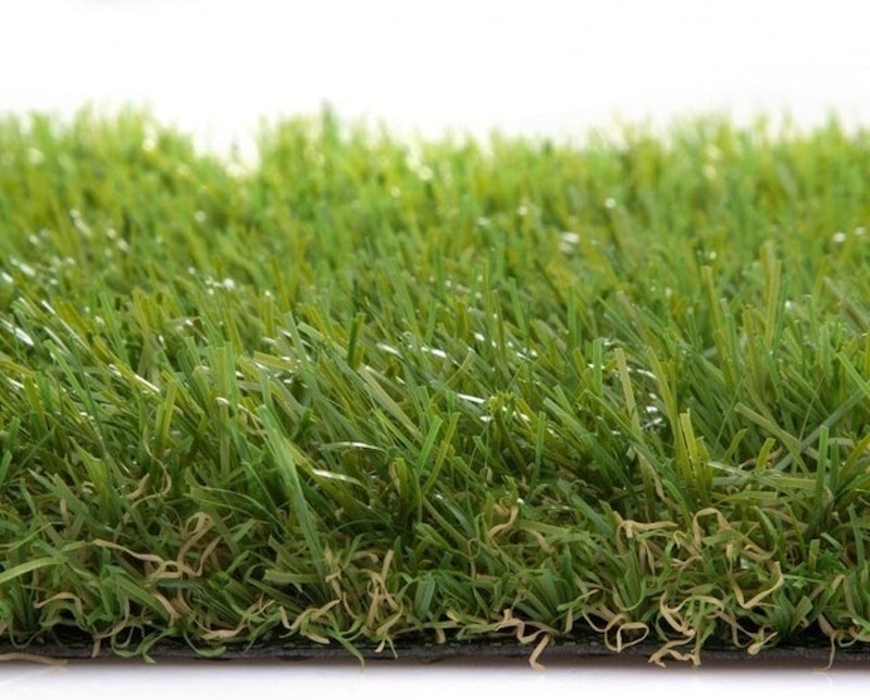 Realistic Looking Fake Lawn 4