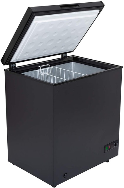 Freestanding Chest Freezer 1
