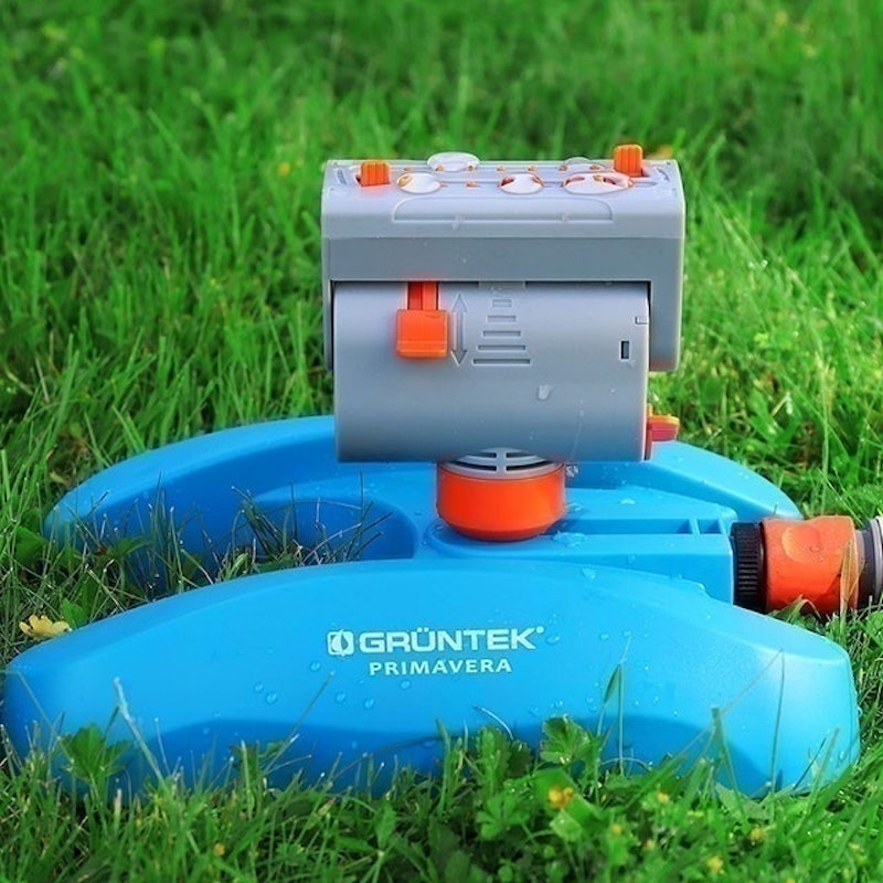 Lawn Sprinkler With 16 Nozzles 2