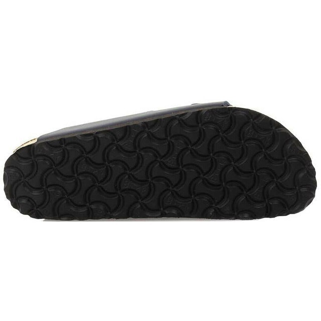 10. Birkenstock Arizona Sandals 2